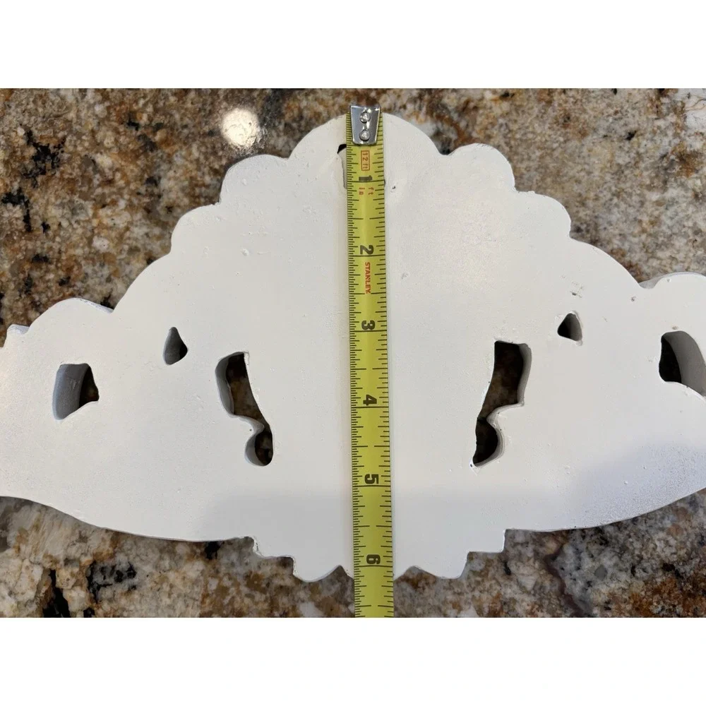 Weathered-look Shabby Chic Filigree White Wood Wall Decor Picture Topper EUC